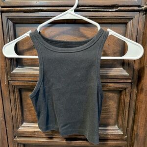 pack of cropped target tanks